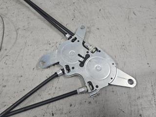 Доводчик двери левый задний Toyota NOAH AZR60, AZR65 1AZ 69641-28010 3 ракурс