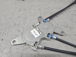 Доводчик двери правый задний Toyota VOXY AZR60, AZR65 1AZ 69631-28010 3 ракурс