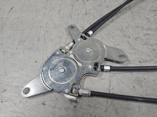 Доводчик двери правый задний Toyota VOXY AZR60, AZR65 1AZ 69631-28010 3 ракурс