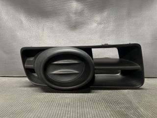 Заглушка бампера передняя правая Nissan WINGROAD