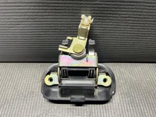 Ручка двери правая передняя Mazda BONGO FRIENDEE SG5W, SGE3, SGL3, SGL5, SGLR, SGLW WL-T S05B58410A 3 ракурс