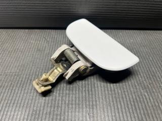 Ручка двери правая передняя Mazda BONGO FRIENDEE SG5W, SGE3, SGL3, SGL5, SGLR, SGLW WL-T S05B58410A 3 ракурс