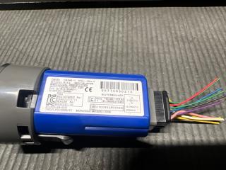 Кнопка старта Toyota PRIUS ZVW30 2ZR 3 ракурс