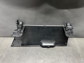 Крышка бардачка левая передняя Toyota VOXY AZR60 1AZ 55042-28030 3 ракурс Крышка бардачка левая передняя Toyota VOXY AZR60 1AZ 55042-28030 3 ракурс