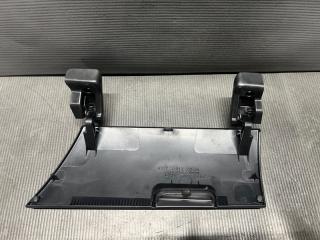 Крышка бардачка левая передняя Toyota VOXY AZR60 1AZ 55042-28030 5 ракурс Крышка бардачка левая передняя Toyota VOXY AZR60 1AZ 55042-28030 5 ракурс