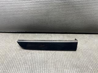 Заглушка полоза сдвижной двери правая задняя Toyota ALPHARD ANH10 2AZ 68373-58010 1 ракурс