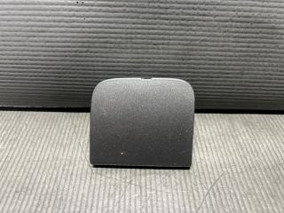 Заглушка бампера передняя Nissan WINGROAD