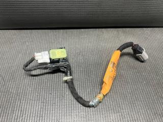 Датчик парктроника Daihatsu THOR M900S 1KR 89341-B2020 5 ракурс Датчик парктроника Daihatsu THOR M900S 1KR 89341-B2020 5 ракурс
