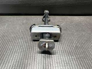 Ограничитель двери правый передний Nissan ELGRAND E52 QR25 804301JA1A 5 ракурс