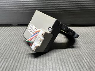 Датчик положения руля Toyota CROWN MAJESTA UZS186 3UZ 89245-30080 3 ракурс