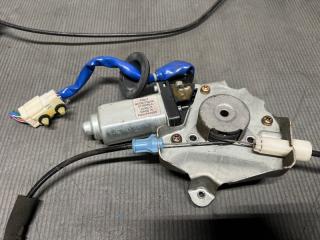 Стеклоподъемник правый передний Nissan SKYLINE CPV35 80720-AM800 2 ракурс