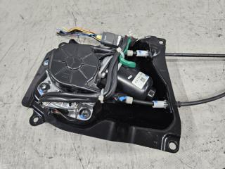 Доводчик двери правый задний Toyota VOXY AZR60, AZR65 1AZ 69631-28010 2 ракурс