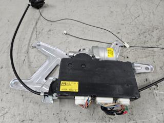 Доводчик двери правый задний Mazda BIANTE CCFFW, CCEFW, CCEAW, CC3FW LF C275733L1 2 ракурс