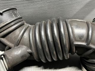 Патрубок воздушн.фильтра Nissan SERENA C25 MR20 16576-CY000 2 ракурс