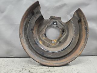 Кожух ступицы левый задний Toyota PRIUS ZVW30 2ZR 47882-12071 4 ракурс Кожух ступицы левый задний Toyota PRIUS ZVW30 2ZR 47882-12071 4 ракурс