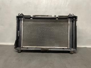 Радиатор охлаждения двигателя Toyota PRIUS контрактная Радиатор охлаждения двигателя Toyota PRIUS