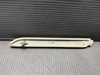 Катафот в бампер правый задний Toyota IPSUM ACM21 2AZ 53-17601 5 ракурс