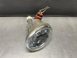 Туманка правая передняя Toyota VOXY AZR60, AZR65 1AZ 81211-52050, 52-040 3 ракурс