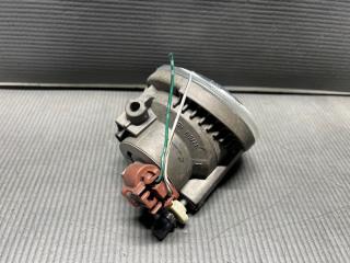 Туманка правая передняя Toyota VOXY AZR60, AZR65 1AZ 81211-52050, 52-040 4 ракурс