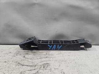 Крепление бампера правое переднее Subaru EXIGA YA4 57707YC000 3 ракурс