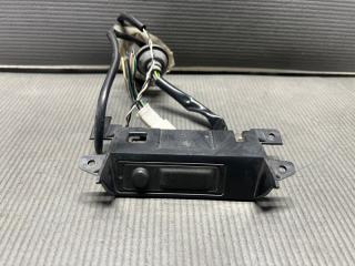 Кнопка открывания багажника Nissan SERENA
