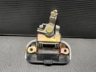 Ручка двери правая передняя Mazda BONGO FRIENDEE SG5W, SGE3, SGL3, SGL5, SGLR, SGLW WL-T S05B58410A 4 ракурс