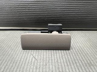 Запчасть замок бардачка Nissan SUNNY