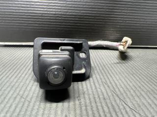 Камера заднего вида Honda STREAM RN6, RN7, RN8, RN9 R18A 39530-SMA-J01-M1 2 ракурс