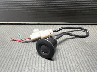 Кнопка открывания багажника Mazda DEMIO DE3FS ZJ D651624B0A 4 ракурс