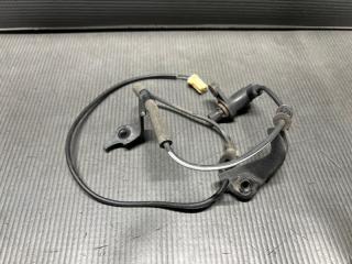 Датчик abs левый задний Toyota VOXY ZRR75 3ZR 89546-28190 2 ракурс