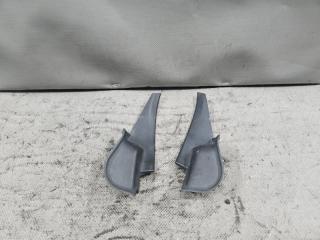 Уголок жабо Subaru OUTBACK