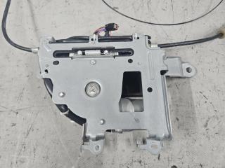Доводчик двери левый задний Mazda MPV LY3P 5 ракурс