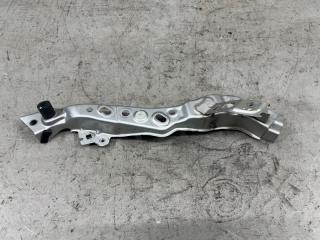 Планка телевизора правая передняя Toyota PRIUS ZVW30 2ZR 53747-47010 1 ракурс