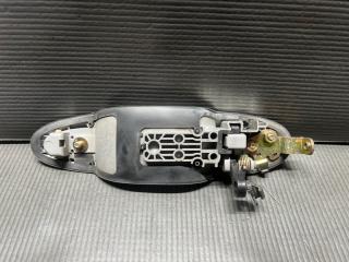Ручка двери правая задняя Mazda MPV LW3W, LW5W, LWEW, LWFW FS 5 ракурс
