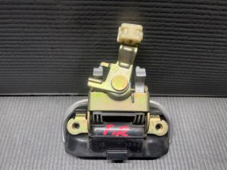 Ручка двери правая передняя Mazda BONGO FRIENDEE SG5W, SGE3, SGL3, SGL5, SGLR, SGLW WL-T S05B58410A 4 ракурс