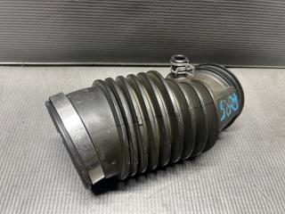Патрубок воздушн.фильтра Honda ELYSION RR5 J35A 17228-R27-J01 4 ракурс Патрубок воздушн.фильтра Honda ELYSION RR5 J35A 17228-R27-J01 4 ракурс