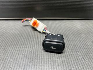 Кнопка правая передняя Subaru OUTBACK BR9 EJ25 64176AJ020JC 1 ракурс Кнопка правая передняя Subaru OUTBACK BR9 EJ25 64176AJ020JC 1 ракурс