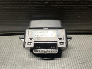 Кнопка правая передняя Subaru LEGACY BR9 EJ25 64176AJ000 4 ракурс