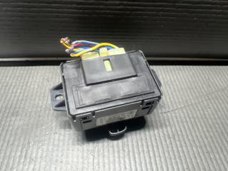 Кнопка правая передняя Subaru LEGACY BR9 EJ25 64176AJ000 4 ракурс