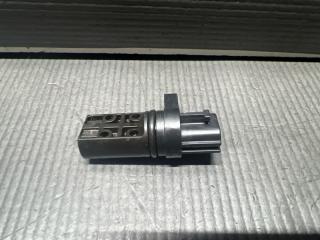 Датчик положения коленвала Nissan ELGRAND E51 VQ35 A29-640 C23 2 ракурс