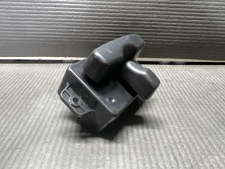 Кнопка правая передняя Subaru LEGACY BR9 EJ25 64176AJ000 2 ракурс