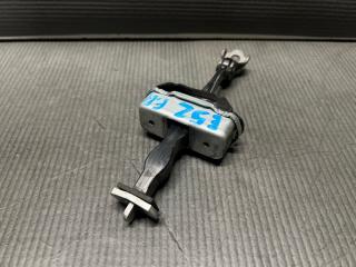 Ограничитель двери правый передний Nissan ELGRAND E52 QR25 804301JA1A 2 ракурс