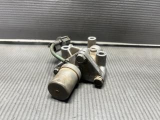 Клапан vtec Honda STREAM RN1 D17A 3 ракурс