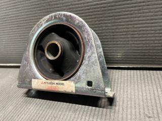 Подушка двигателя передняя Mitsubishi DION CR9W 4G63 MR554244 3 ракурс