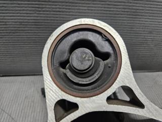 Подушка двигателя правая передняя Nissan TEANA J31 VQ23 11210-CA000 4 ракурс Подушка двигателя правая передняя Nissan TEANA J31 VQ23 11210-CA000 4 ракурс