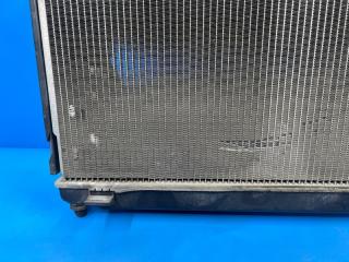 Радиатор Nissan SKYLINE V35 VQ25 21460-AL500 3 ракурс Радиатор Nissan SKYLINE V35 VQ25 21460-AL500 3 ракурс