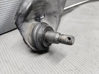 Рычаг правый передний Toyota VOXY AZR60 1AZ 48068-29245 4 ракурс