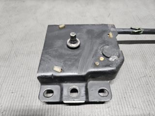 Крепление запасного колеса Toyota WISH ZGE20, ZGE21, ZGE25 2ZR 51900-68010 4 ракурс Крепление запасного колеса Toyota WISH ZGE20, ZGE21, ZGE25 2ZR 51900-68010 4 ракурс