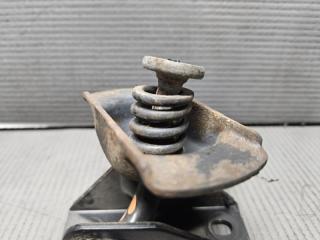 Крепление запасного колеса Toyota WISH ZGE20, ZGE21, ZGE25 2ZR 51900-68010 5 ракурс Крепление запасного колеса Toyota WISH ZGE20, ZGE21, ZGE25 2ZR 51900-68010 5 ракурс