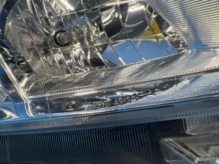 Фара передняя Toyota PRIUS ZVW30 2ZR 47-29 4 ракурс